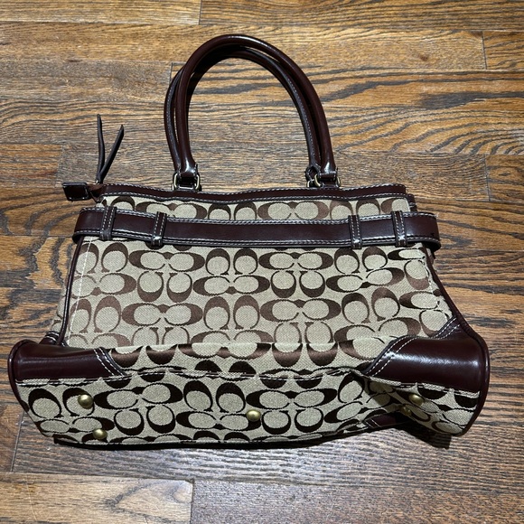 Coach Purse - Picture 3 of 10